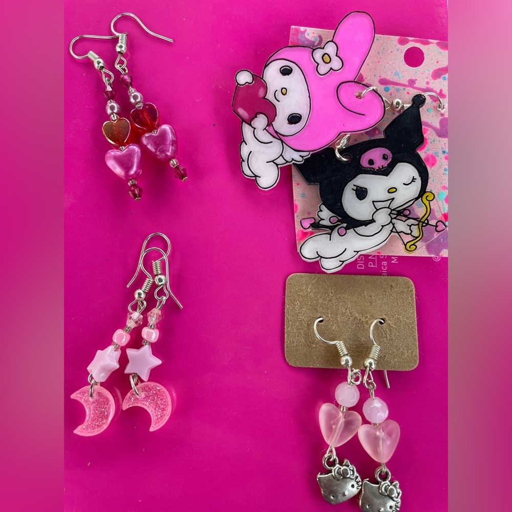 🔥Hello Kitty Earring’s Pink Bundle